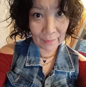 Meet your Posher, Connie